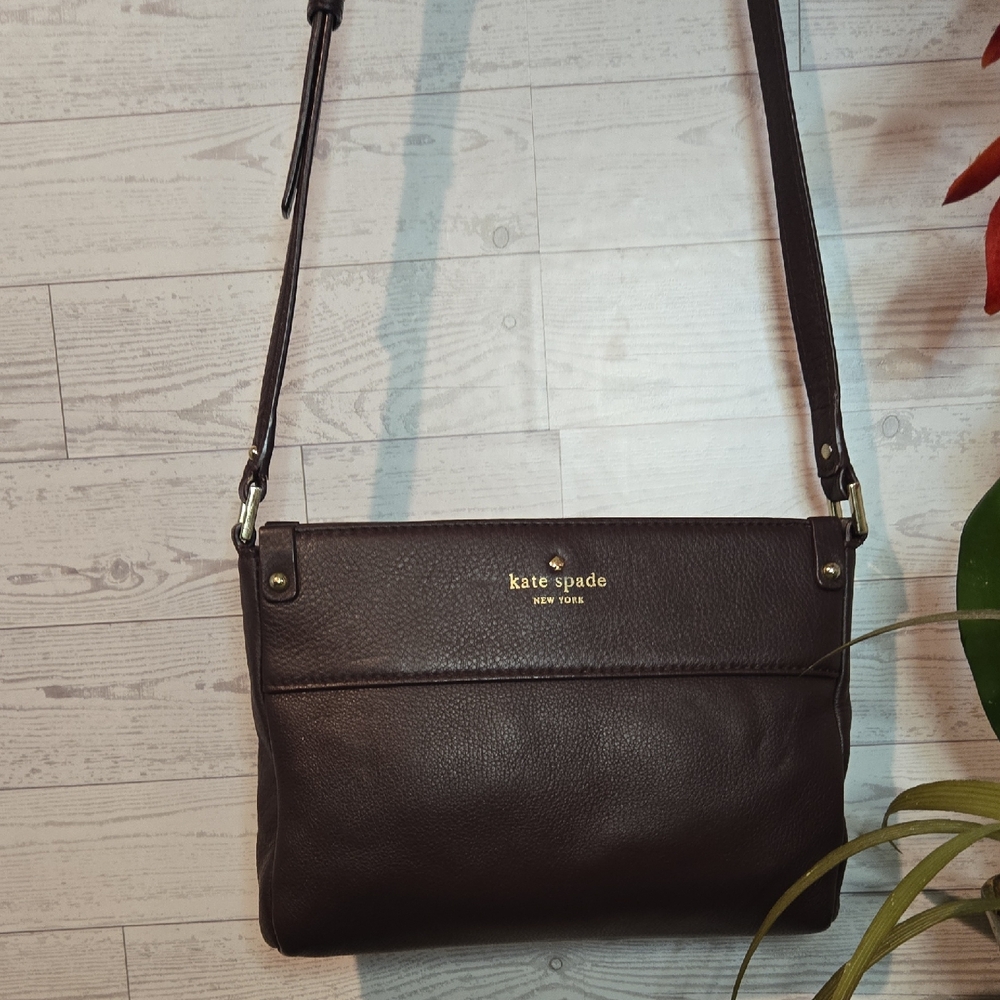 Kate Spade Burgundy Pebbled Leather Crossbody Bag - Picture 1 of 10